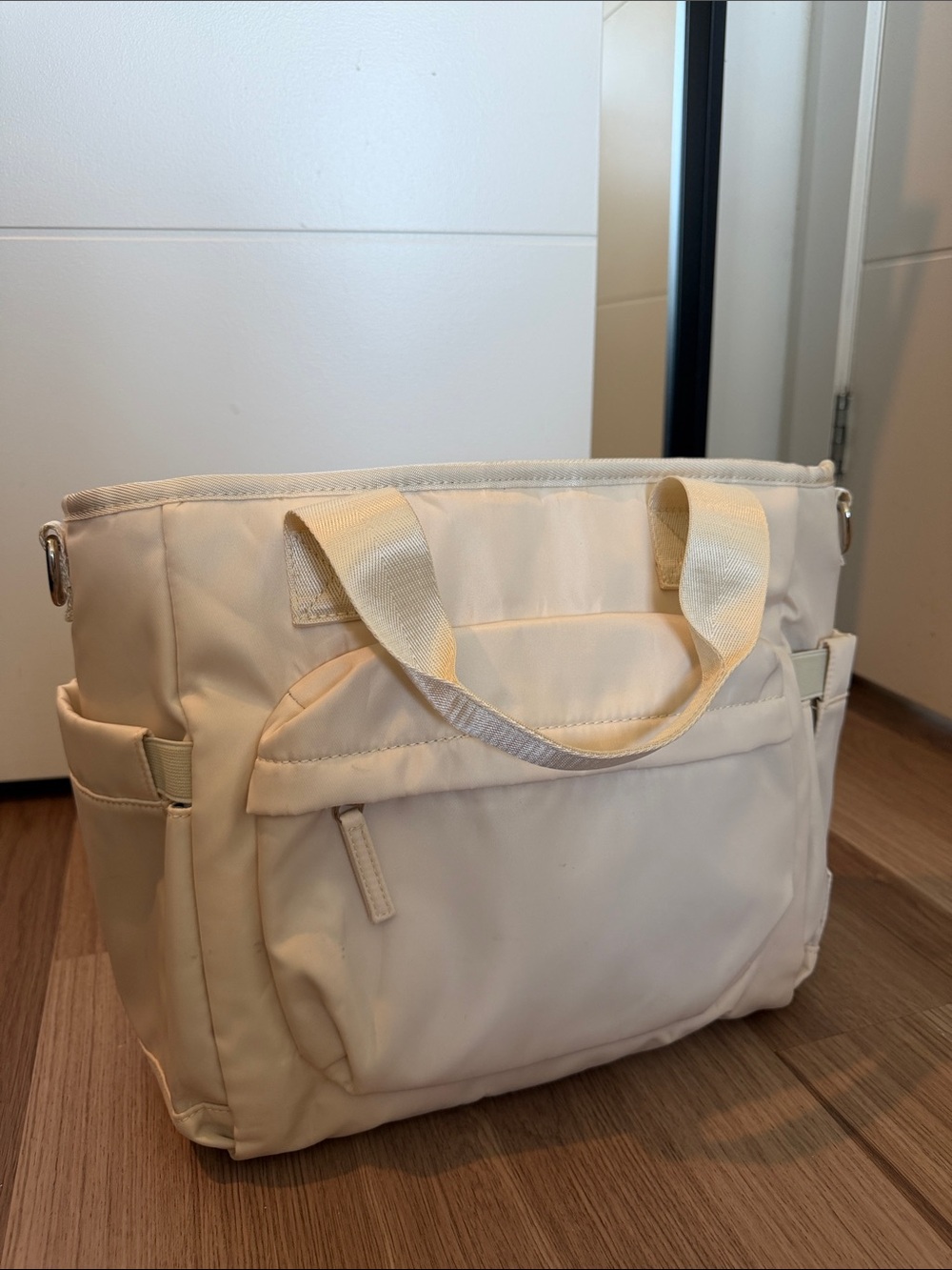 Lunch bag with Front Pocket - Unbranded